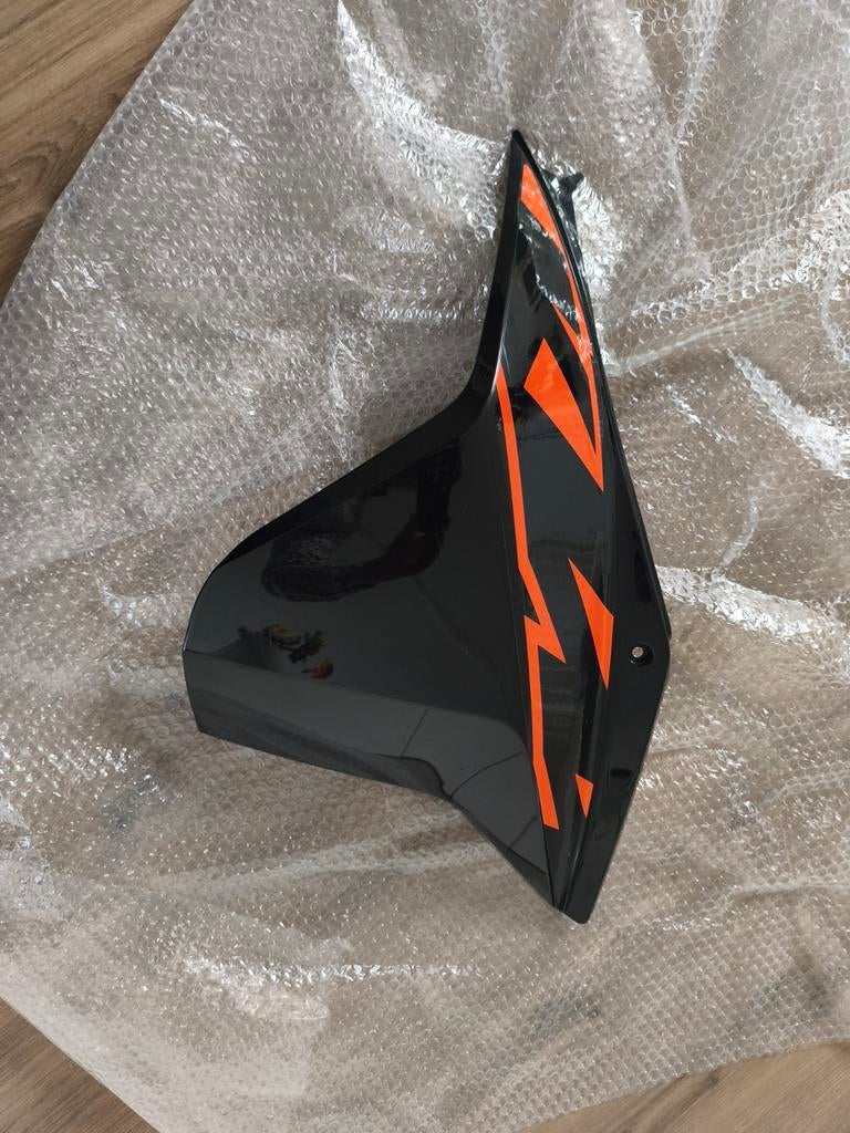 KTM 1190 Zijpaneel Zwart/Oranje, Ophalen