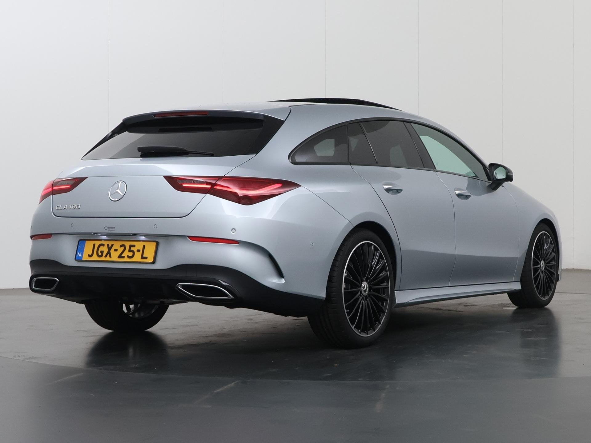 Mercedes-Benz CLA-klasse Shooting brake 180 Business Solutio, Auto's, CLA, 136 pk, 4 cilinders, Origineel Nederlands