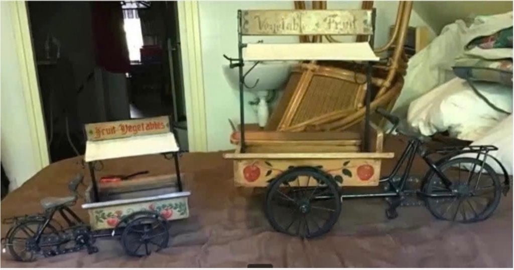 2 decoratieve groente-en fruit bakfietsen., Ophalen of Verzenden