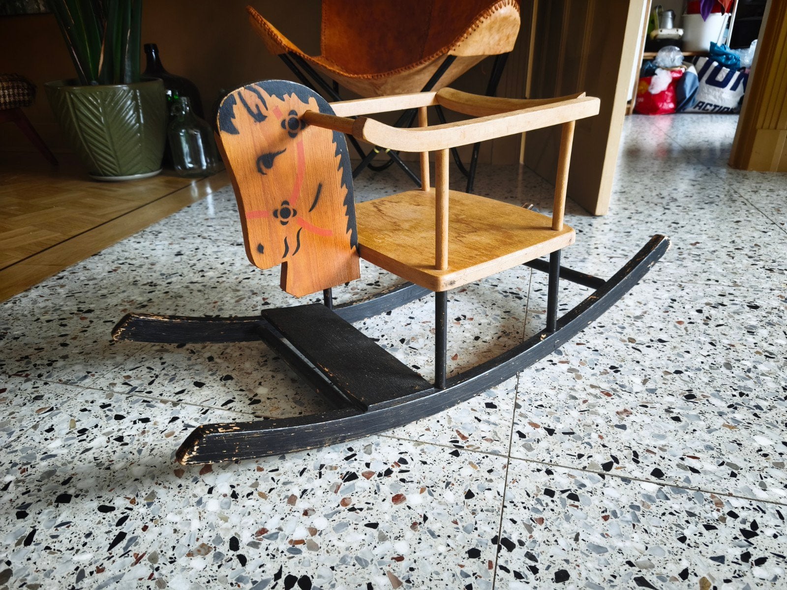 Vintage houten hobbelpaard met zitje, Antiek en Kunst, Ophalen
