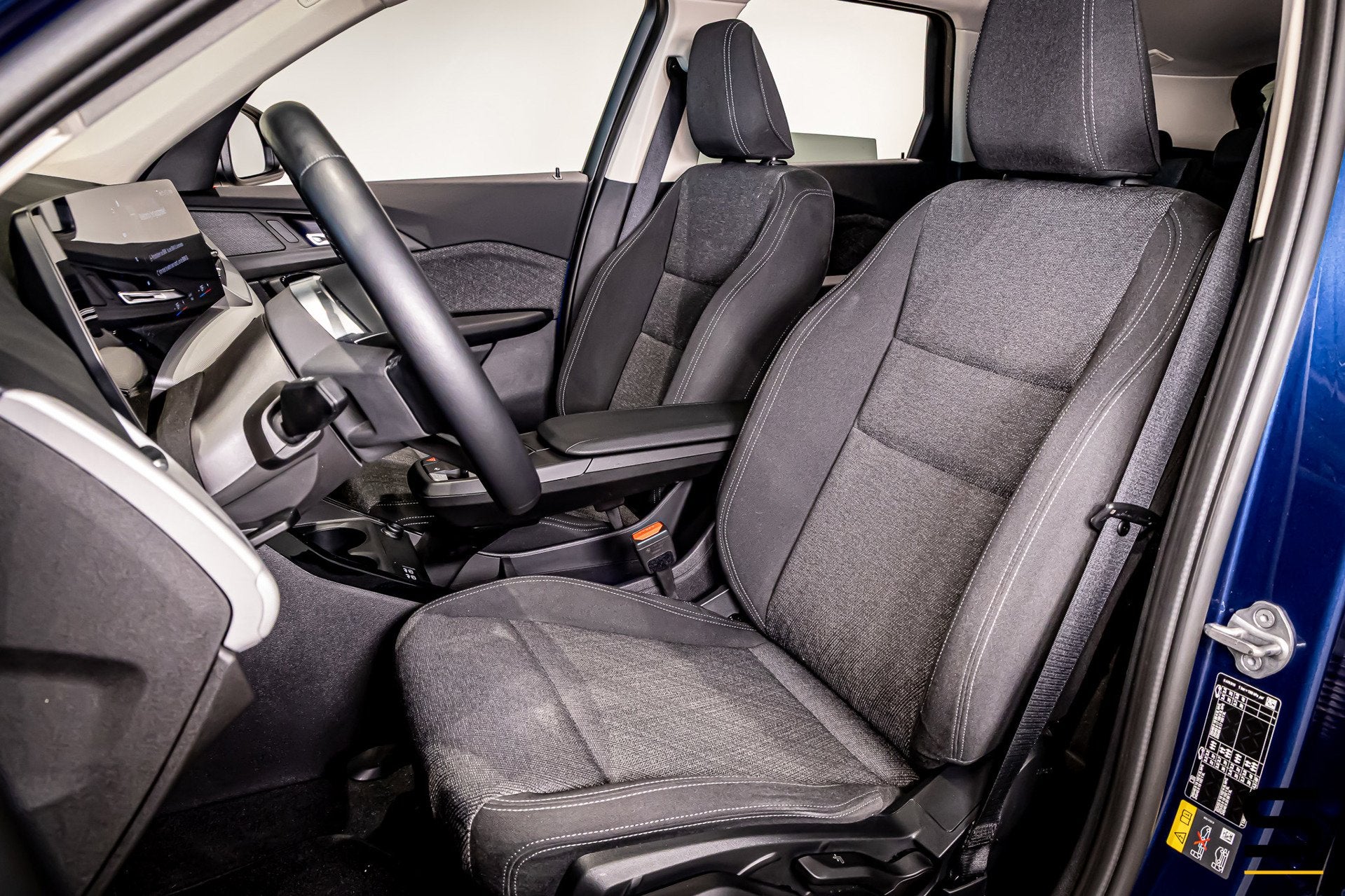 BMW X1 XDrive25e|Pano|Acc+|Camera|Dealer onderhouden|NEW Mod, Auto's, Dealer onderhouden, Stof, Zwart, 16 kWh