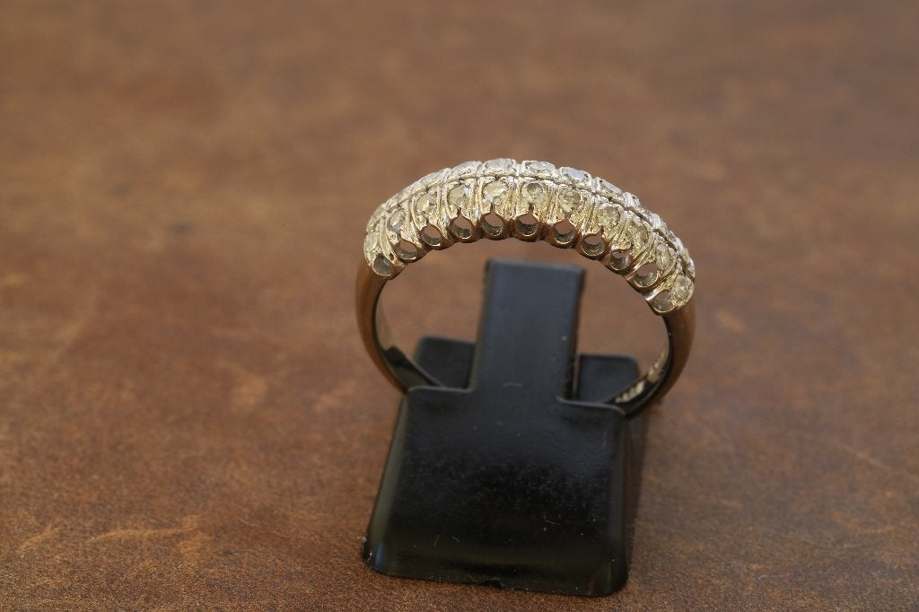 18 karaat Witgouden ring  22 Diamantjes, Ophalen, 18 tot 19, Wit, Zo goed als nieuw