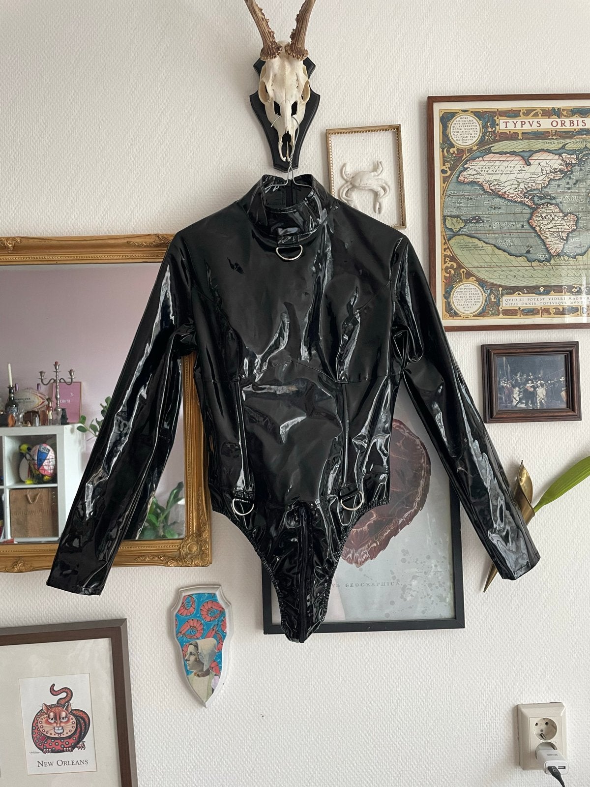 Latex Wet Look Dominatrix Fetisj Body met Open Kruis, Verzenden, Zo goed als nieuw