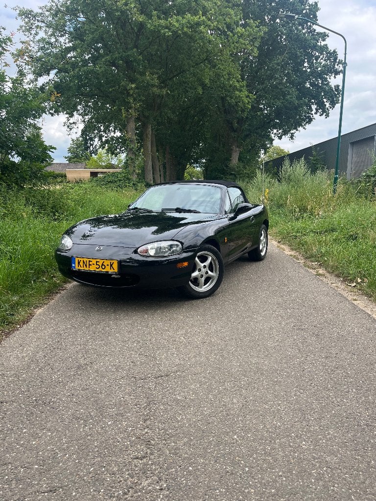 Mazda MX-5 | 1.6 I 2000 | Zwart, Auto's, Mazda, 4 cilinders, Cabriolet, 990 kg, Zwart