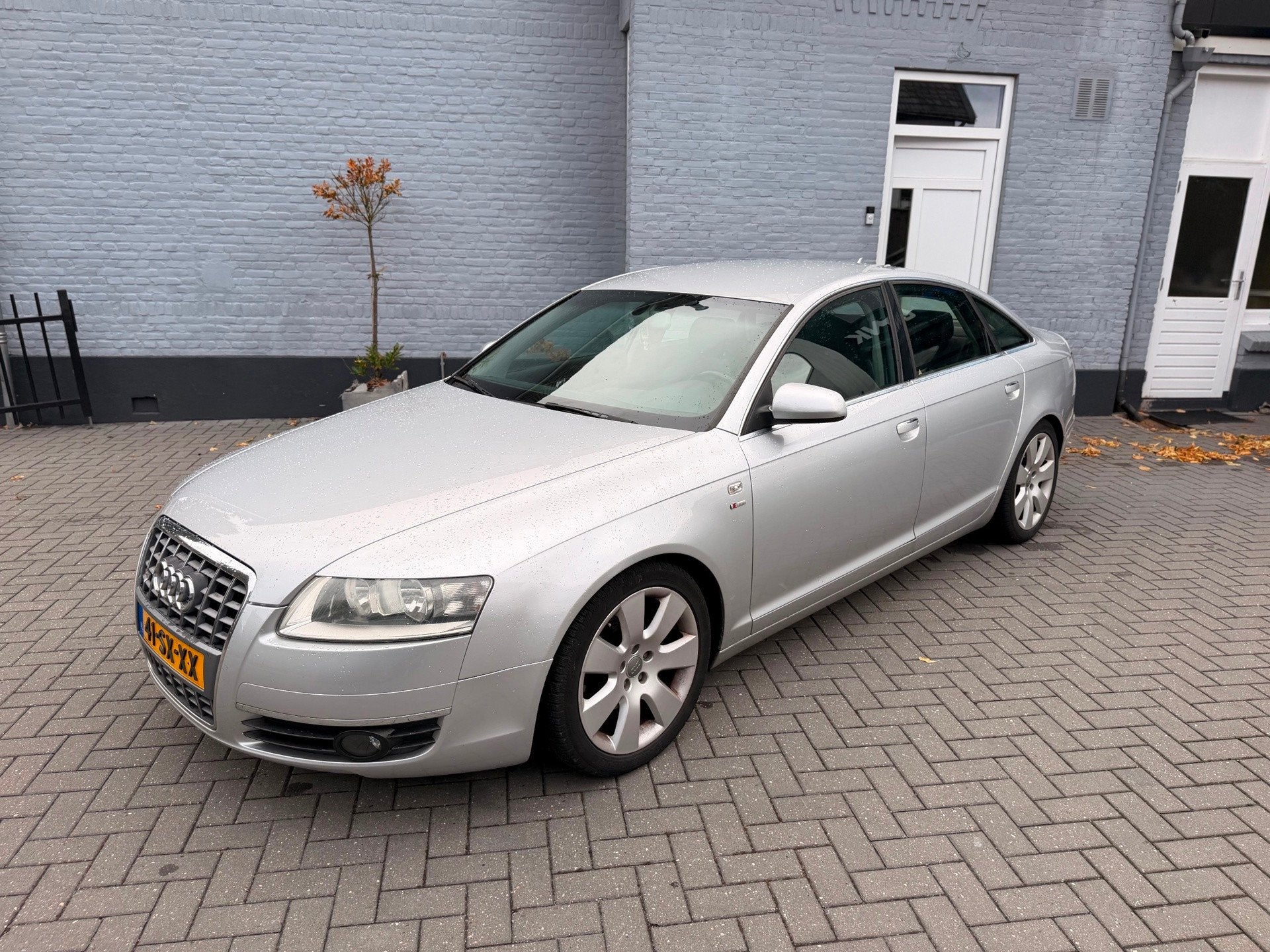 Audi A6 Limousine 2.4 Pro Line | INRUILKOOPJE | LEER | AUTOM, Auto's, Audi, Zwart, Euro 4, Zilver of Grijs, A6