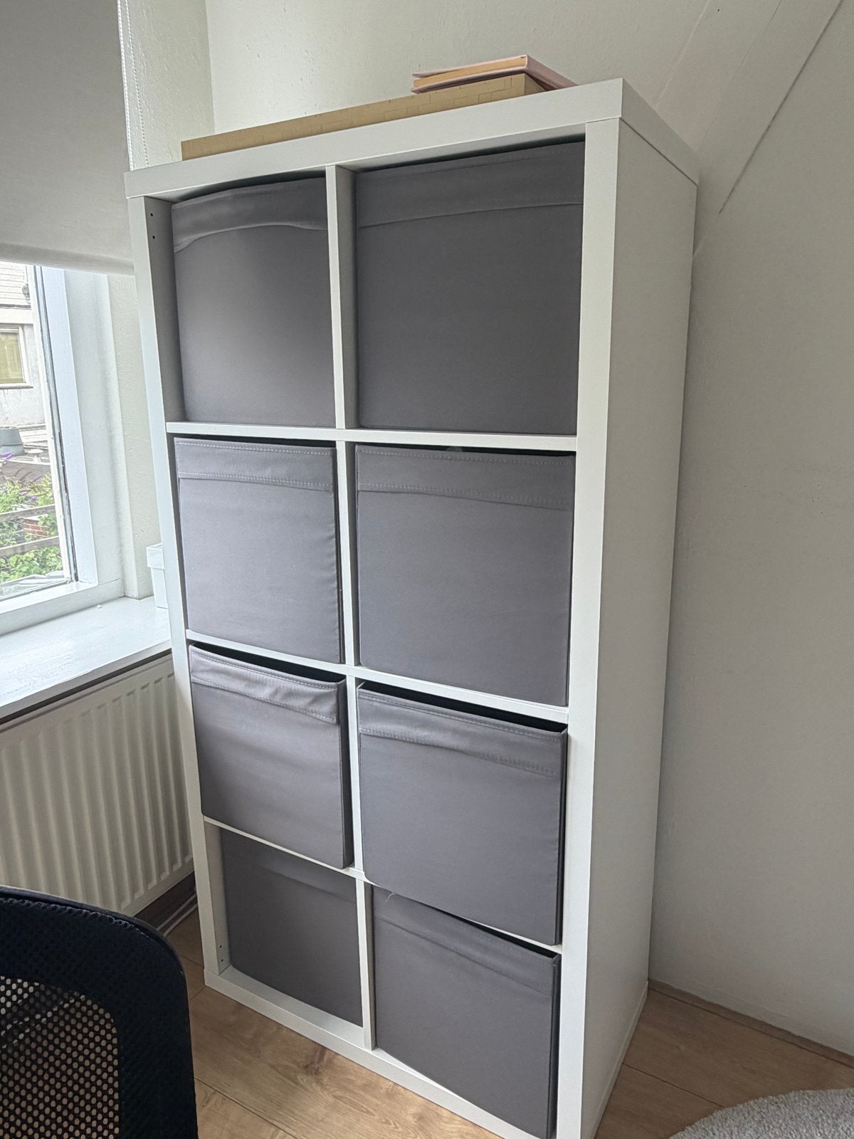 Ikea Kallax 4x2 kast met 8 grijze opbergboxen, Ophalen of Verzenden, Zo goed als nieuw