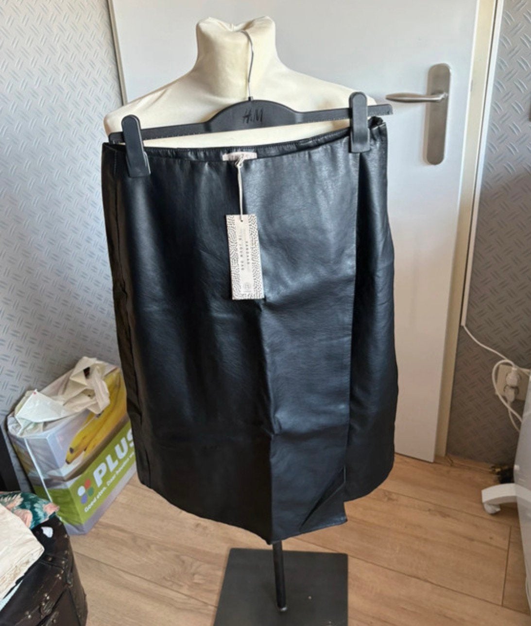 Zusss rok leatherlook zwart L, Kleding | Dames, Ophalen of Verzenden, Zo goed als nieuw, Maat 38/40 (M), Zwart