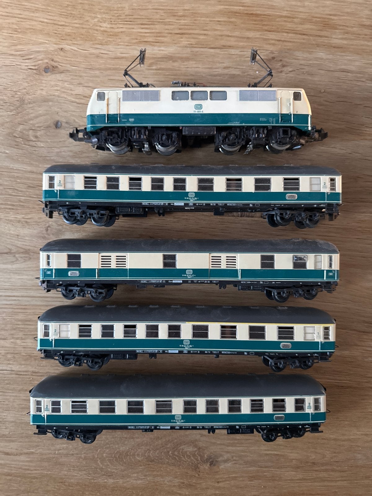 Trix Express DB E-loc 150 021-4 met 4 rijtuigen, Gelijkstroom, Verzenden, Trix, Analoog