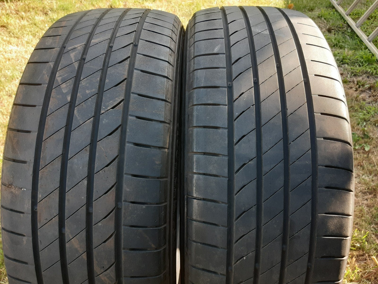 2x Kumho 235/45/20, Ophalen