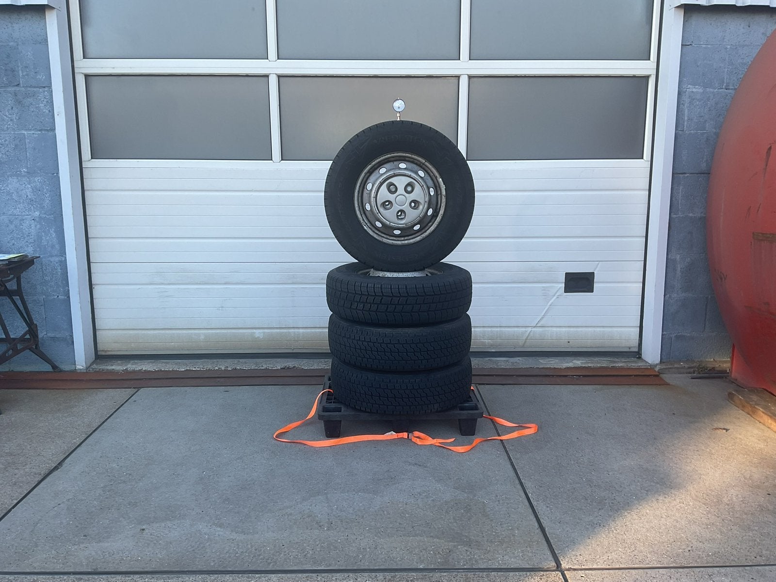 Fiat. Citroen. Peugeot.  All - Season set.  215 - 75 - 16., Auto-onderdelen, Banden en Velgen, Ophalen, 16 inch, Banden en Velgen