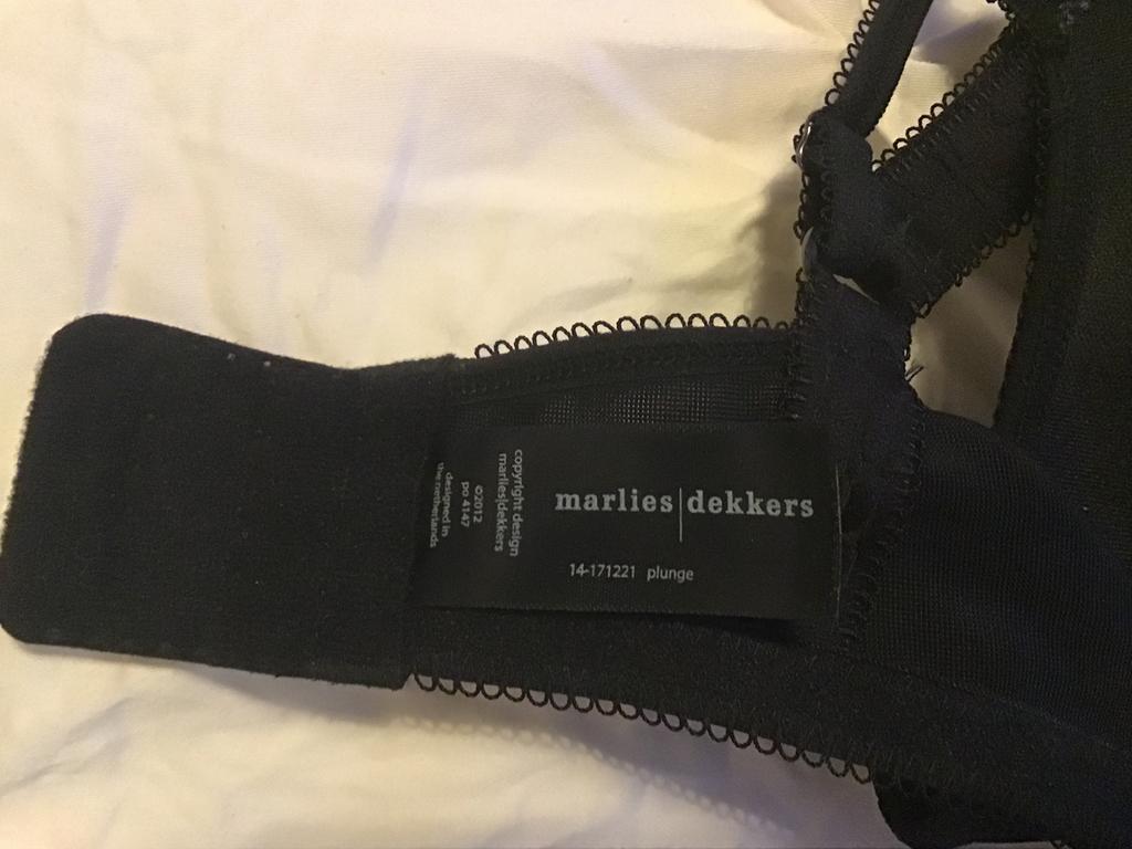Prachtige zwarte BH van Marlies Dekkers met detail 80C, Marlies Dekkers, Ophalen of Verzenden, Zwart, BH