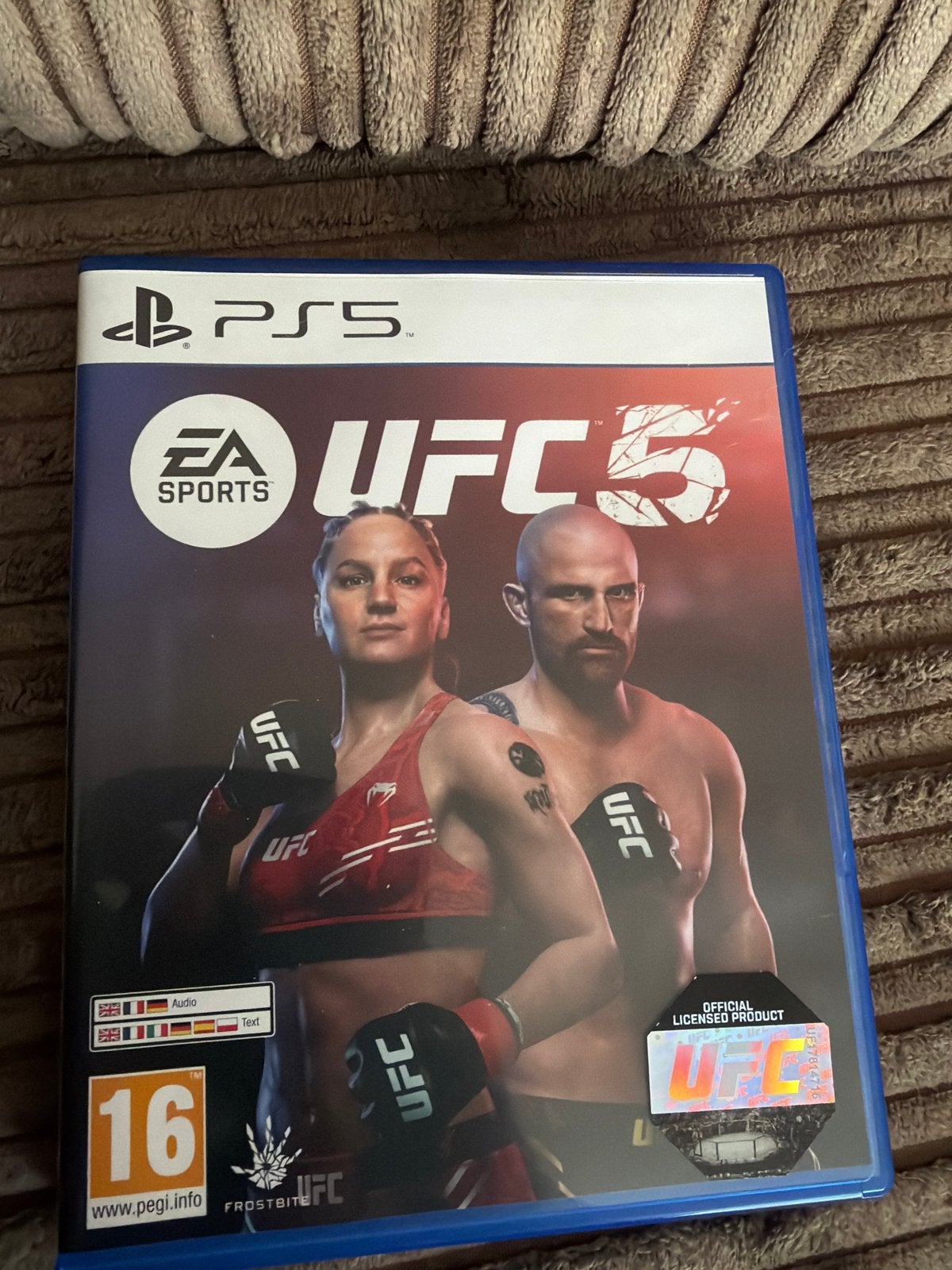 EA Sports UFC 5 PS5 - Zo goed als nieuw, Ophalen, Online, Vechten, 2 spelers