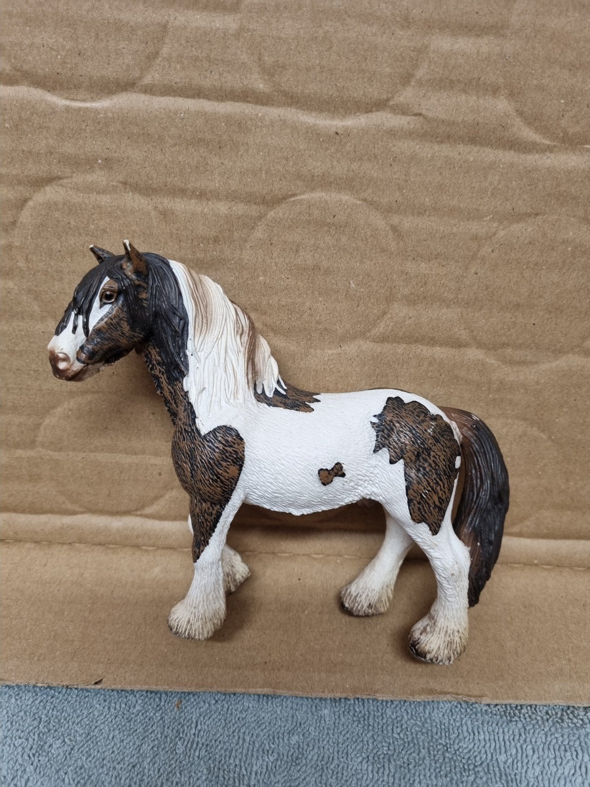 schleich paard nr 18 wit met bruin, Ophalen of Verzenden, Gebruikt, Paard, Beeldje of Figuurtje