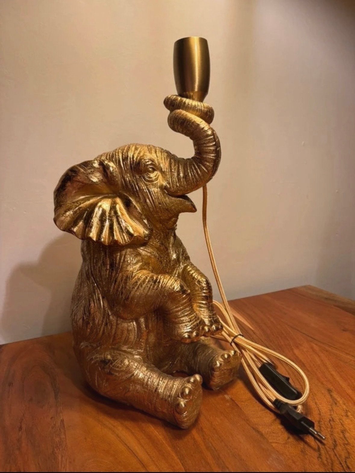 Gouden olifant tafellamp - Unieke sfeermaker Moet nu weg, Ophalen, Overige materialen, Overige merken, Goud