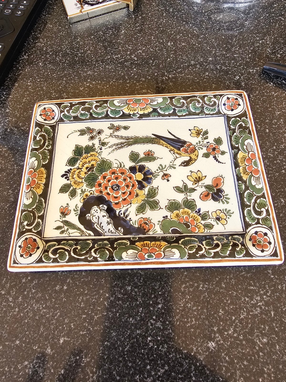 plaquette Nederlandse polychrome Koninklijke Delftse famille, Antiek en Kunst, Ophalen of Verzenden