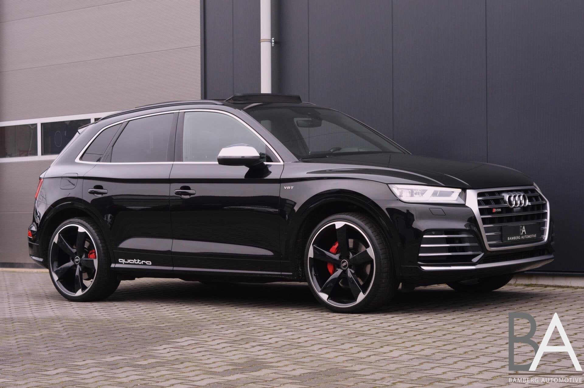 Audi SQ5 3.0TFSI Quattro|RS|pano|trekhaak|virtual|22inch|360, Automaat, Dealer onderhouden, Gebruikt, Zwart