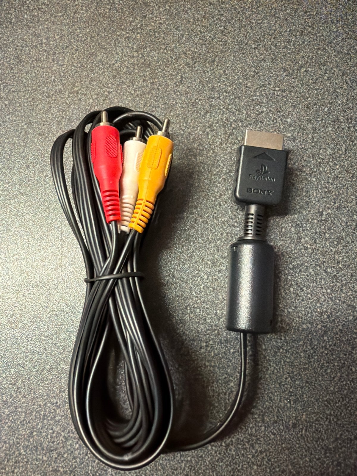Nieuwe PS2 AV Kabel - Ongebruikt, Ophalen of Verzenden, Nieuw, Voeding, Oplader of Kabel, PlayStation 2
