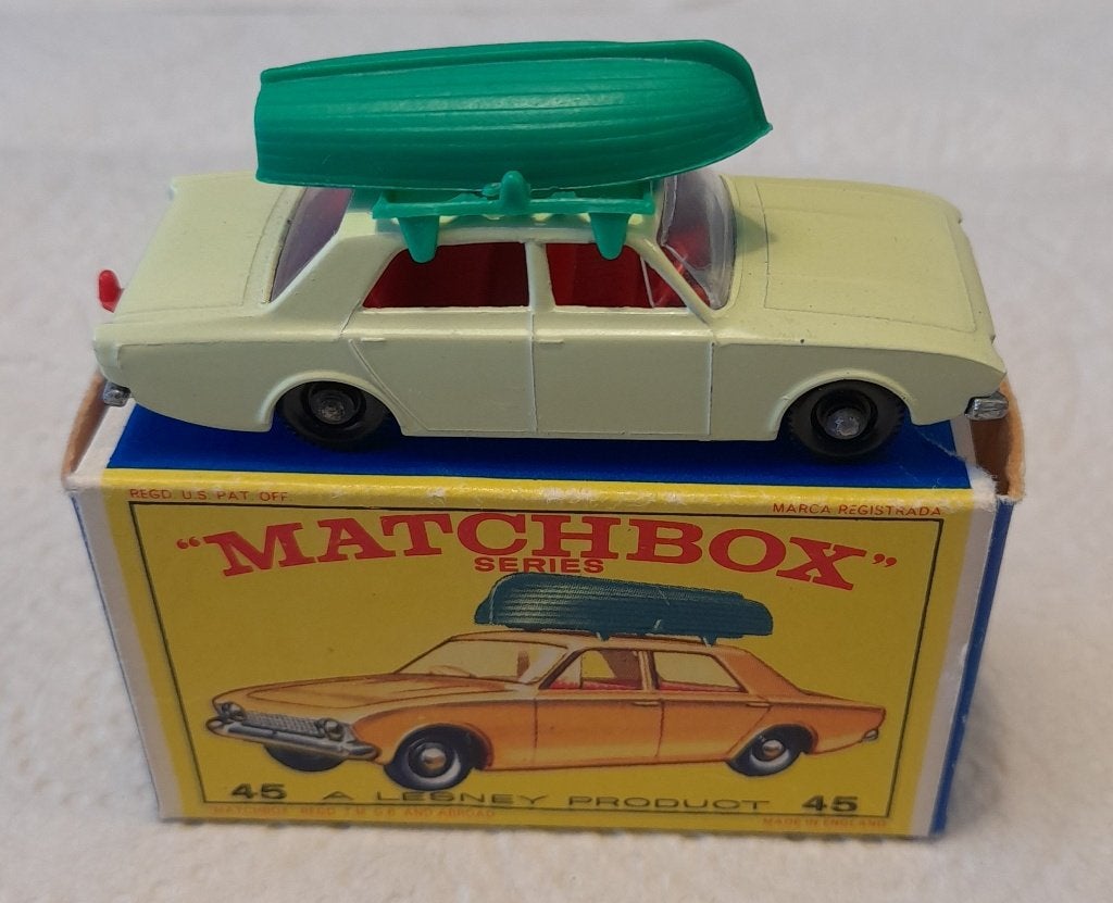 Matchbox Ford Corsair met doosje., Ophalen of Verzenden, Zo goed als nieuw, Auto