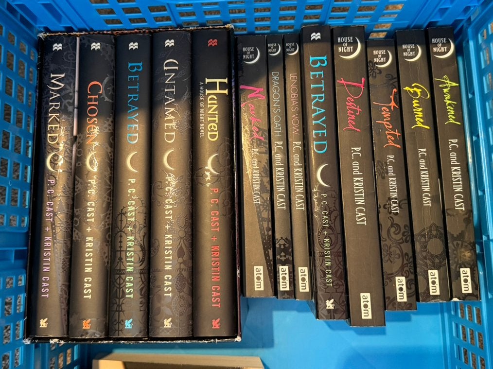 House of night boekenserie, Ophalen, Zo goed als nieuw