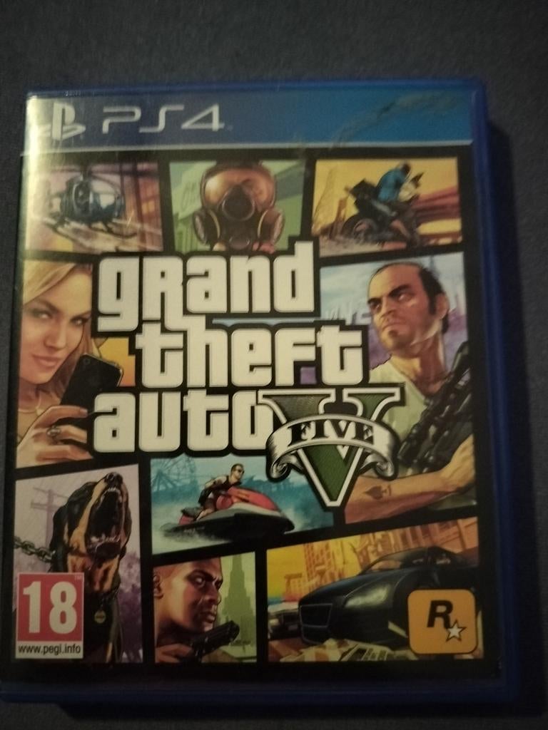 Grand Theft Auto V (GTA V) PS4 - Zo goed als nieuw, Spelcomputers en Games, Games | Sony PlayStation 4, Avontuur en Actie, Online
