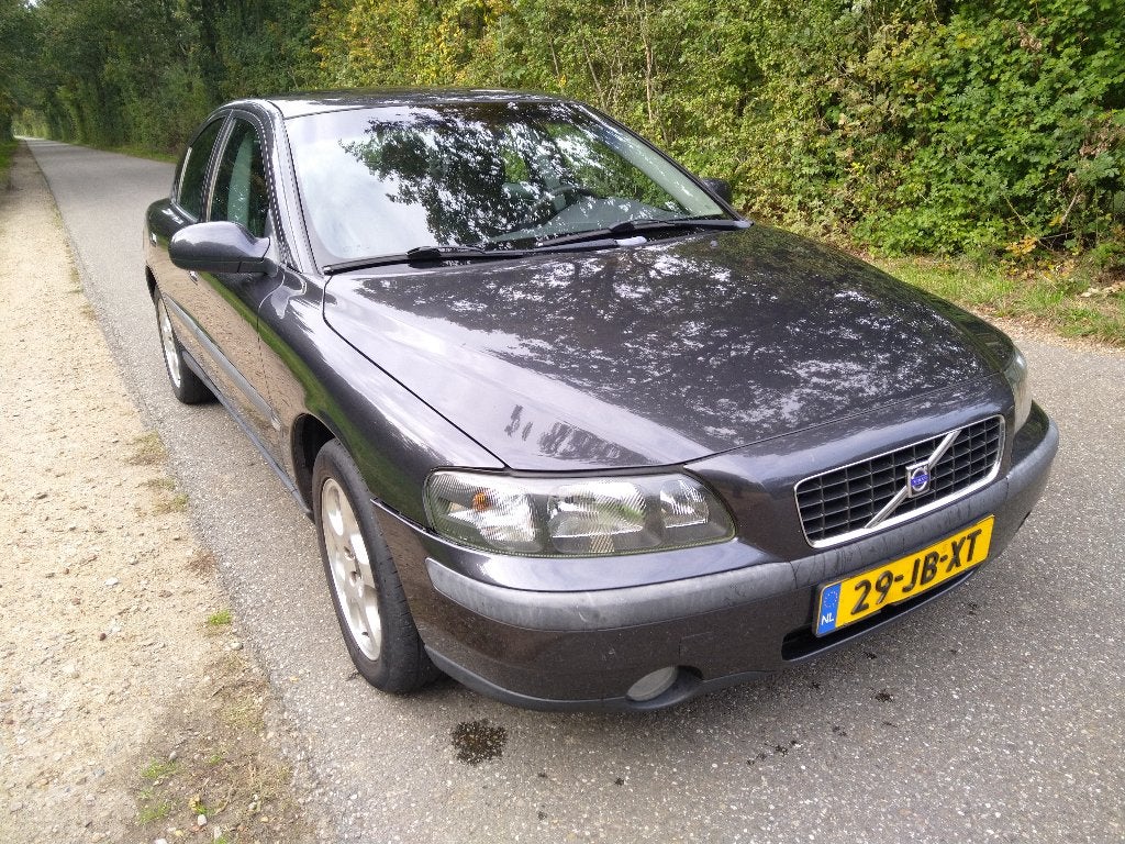 Volvo S60 2002 kleur 427 Deuren, motorkap, achterbumper, enz, Ophalen, Gebruikt, Deur, Links