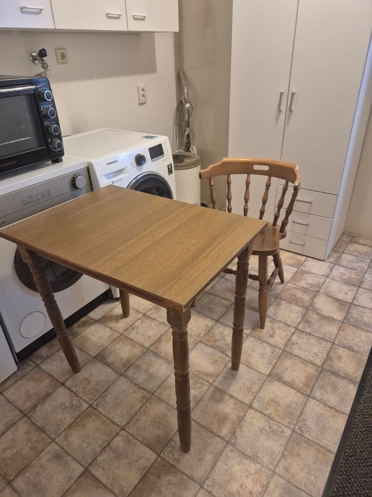 Houten eettafel met stoel - Klassieke stijl, Ophalen, Gebruikt, Bruin, Klassiek