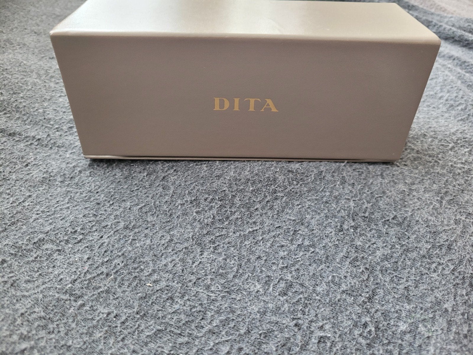 Dita Mach-One Zonnebril - Zo goed als nieuw, Ophalen, Zo goed als nieuw, Zwart, Overige merken