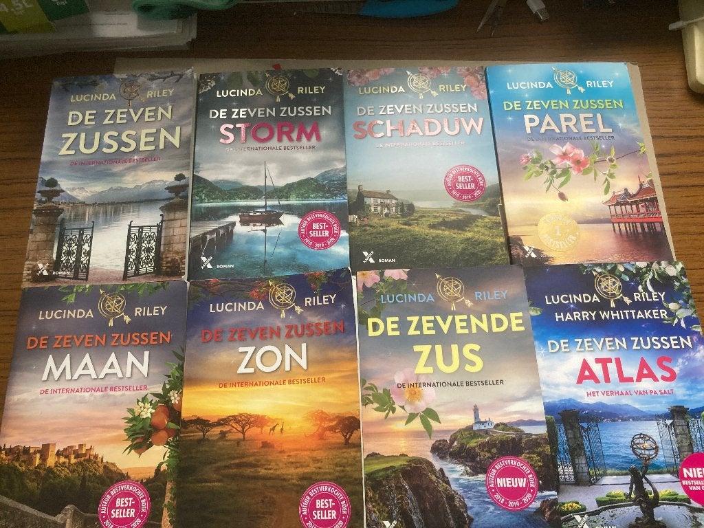 T.K. Complete serie van De zeven Zussen door Lucinda Riley, Boeken, Romans, Ophalen of Verzenden, Gelezen, Lucinda Riley, Wereld overig