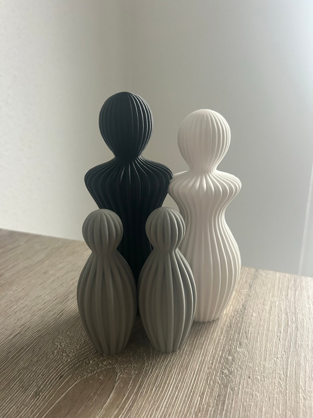 3D Geprinte Familie Beeldjes - Japandi design, Huis en Inrichting, Meerkleurig, Nieuw, Kunststof, Ophalen of Verzenden