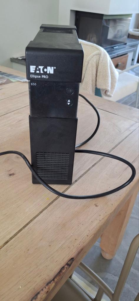 Eaton Ellipse PRO 650 UPS - Noodstroomvoeding, Ophalen of Verzenden, Zo goed als nieuw