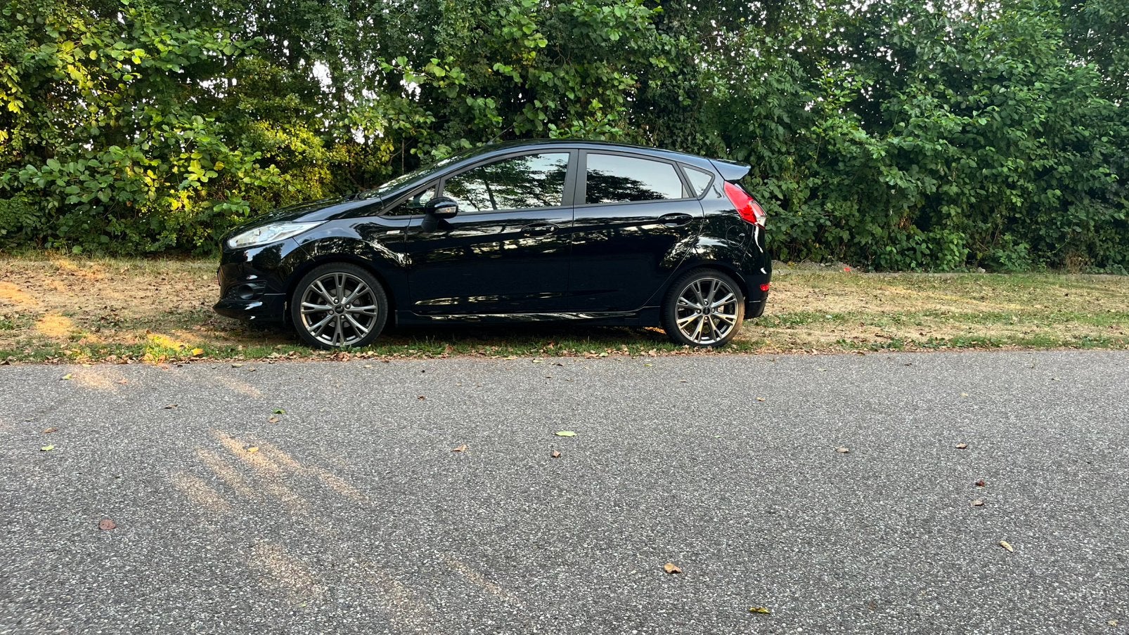Ford Fiësta ST-line 100PK 5D 2016 Zwart|118k|vol|Cruise, Auto's, Ford, 100 pk, Origineel Nederlands, Handgeschakeld, Particulier