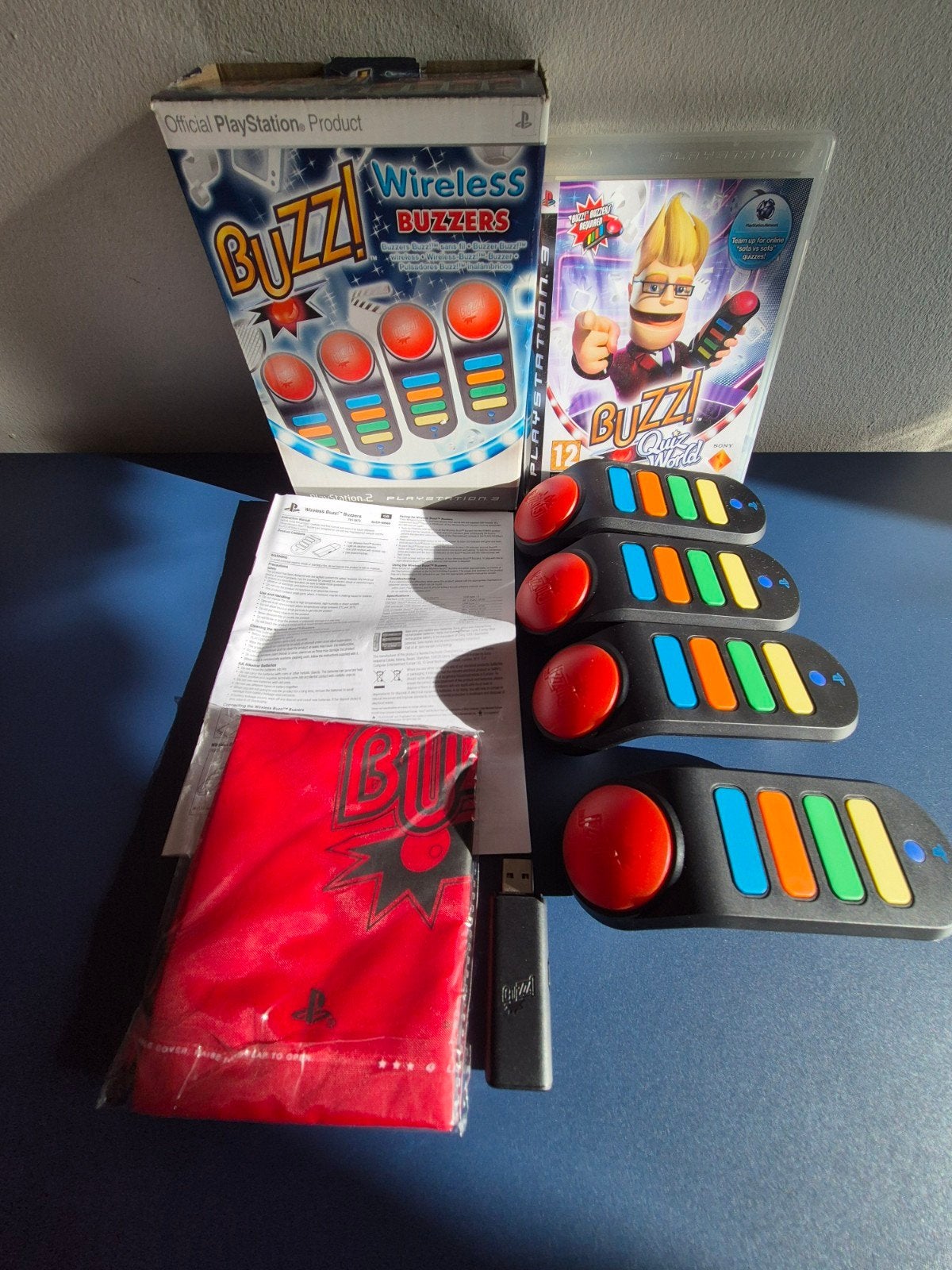 Buzz! Wireless Buzzers + Buzz! Quiz World PS3/PS2 + Dongle (m2458674780 ...