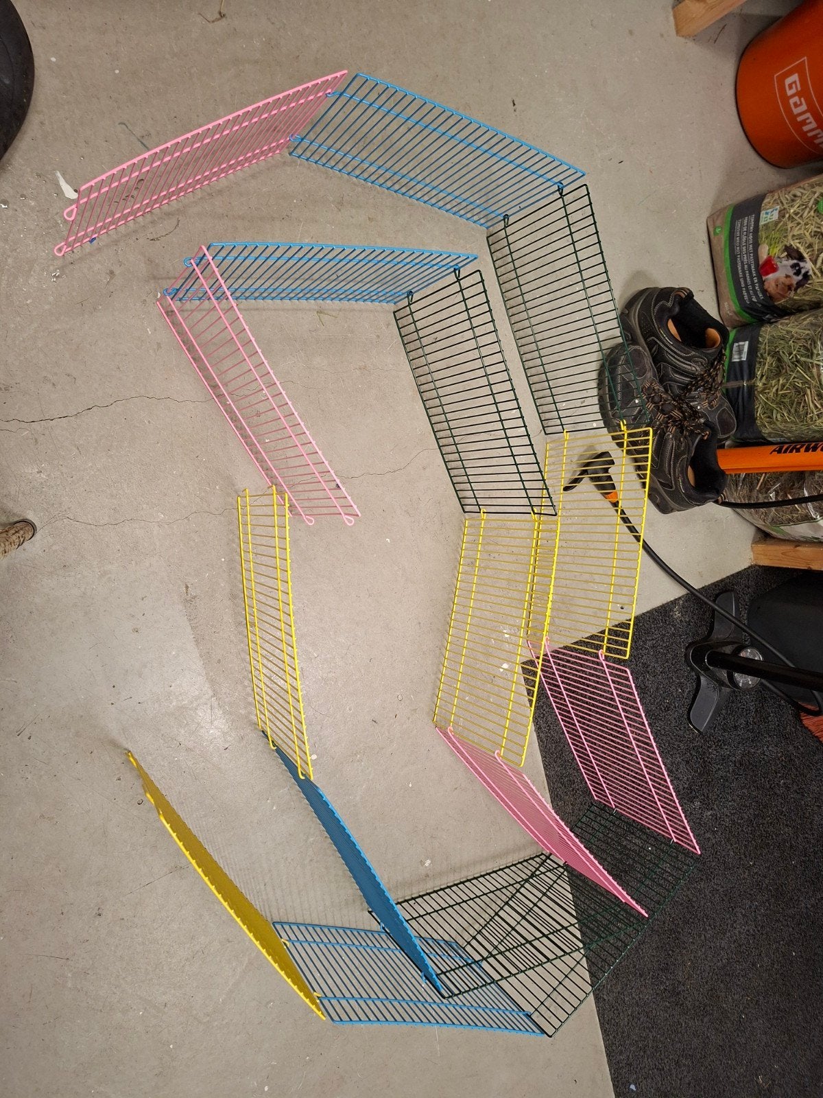 2x Knaagdierenren 8 geschakelde panelen 23x34, Dieren en Toebehoren, Minder dan 60 cm, 110 cm of meer, Ophalen of Verzenden, Zo goed als nieuw