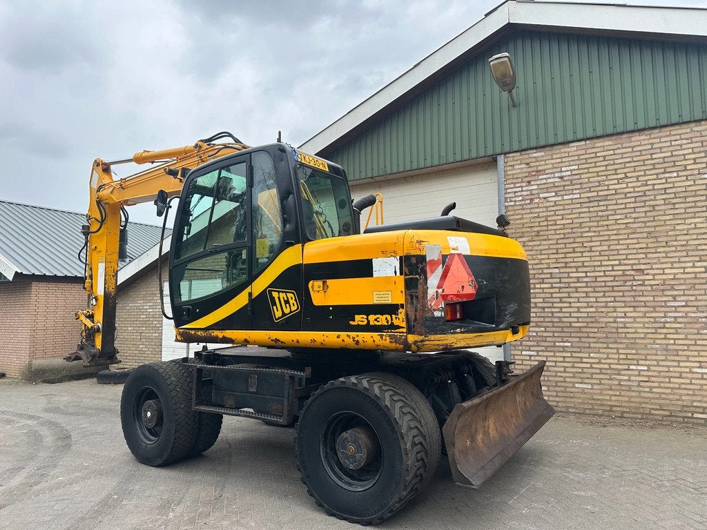 JCB JS130W (bj 1998), Graafmachine