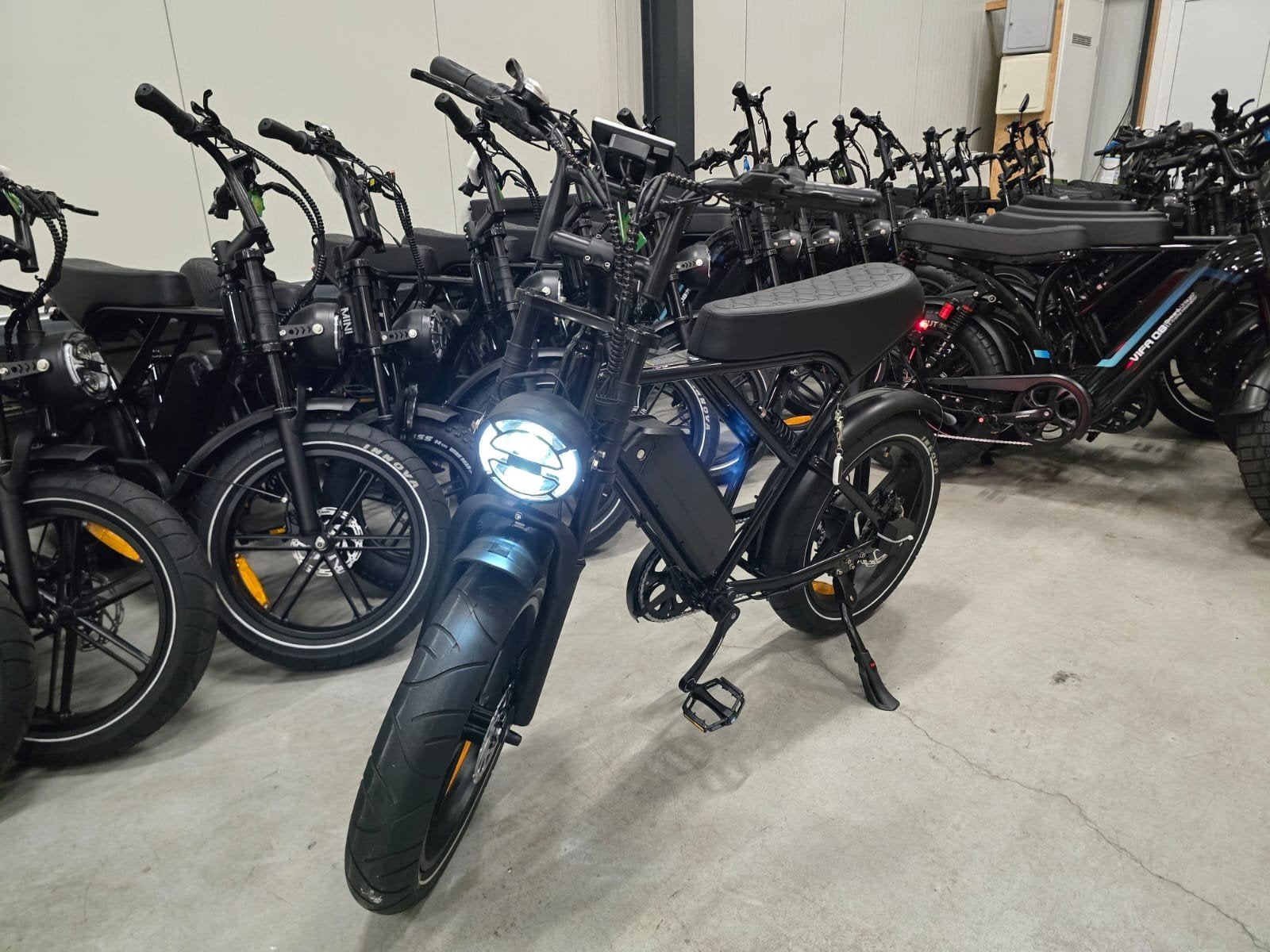 Fatbike H9 Beste verkocht Model eenmalige aanbieding, Fietsen en Brommers, Elektrische fietsen, Overige merken, -, -, Nieuw