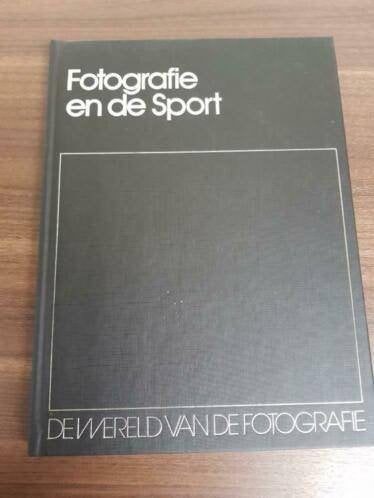 de wereld van de fotografie FOTOGRAFIE EN DE SPORT, Boeken, Hobby en Vrije tijd, Ophalen of Verzenden, Zo goed als nieuw, Fotograferen en Filmen