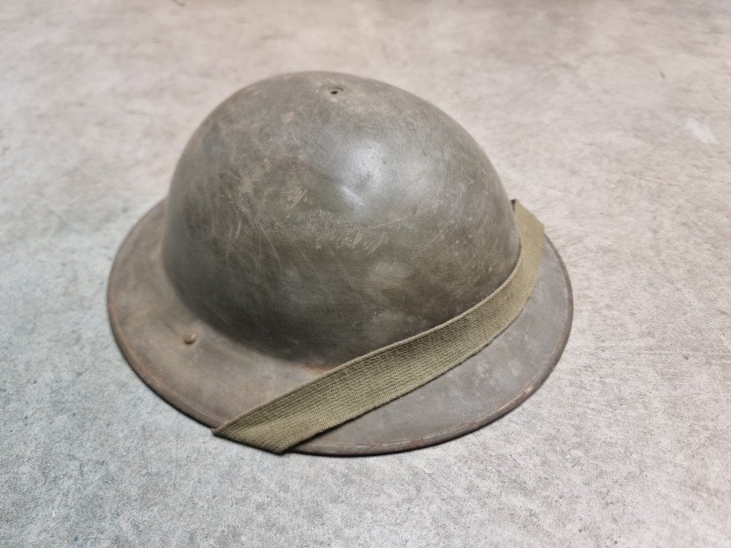 Engelse helm militair, Verzamelen, Verzenden, Landmacht, Engeland, Helm of Baret