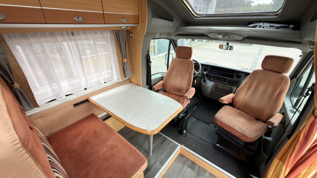 Super frisse youngtimer! De Cristall Carotel H592 Uit 2005, Overige merken, Ringverwarming, 6 tot 7 meter, Bedrijf