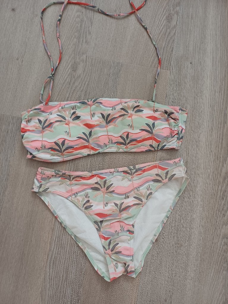 Bikini, maat M, Olaian, strapless of bandjes, als NIEUW!!, Kleding | Dames, Badmode en Zwemkleding, Ophalen of Verzenden, Zo goed als nieuw