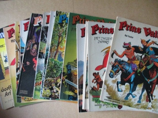 w0252 prins valiant 110x, Boeken, Stripboeken, Meerdere stripboeken, Ophalen, Gelezen