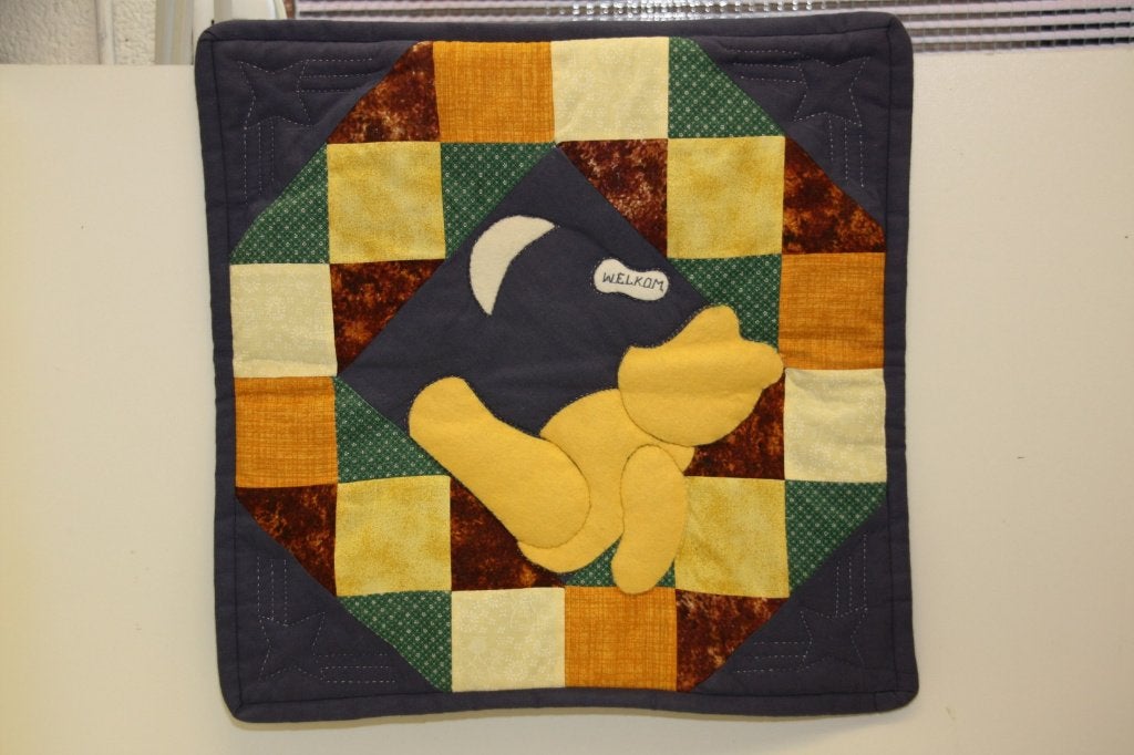Handgemaakte quilt patchwork met beer., Ophalen of Verzenden, Nieuw, Handgemaakt, Wanddecoratie