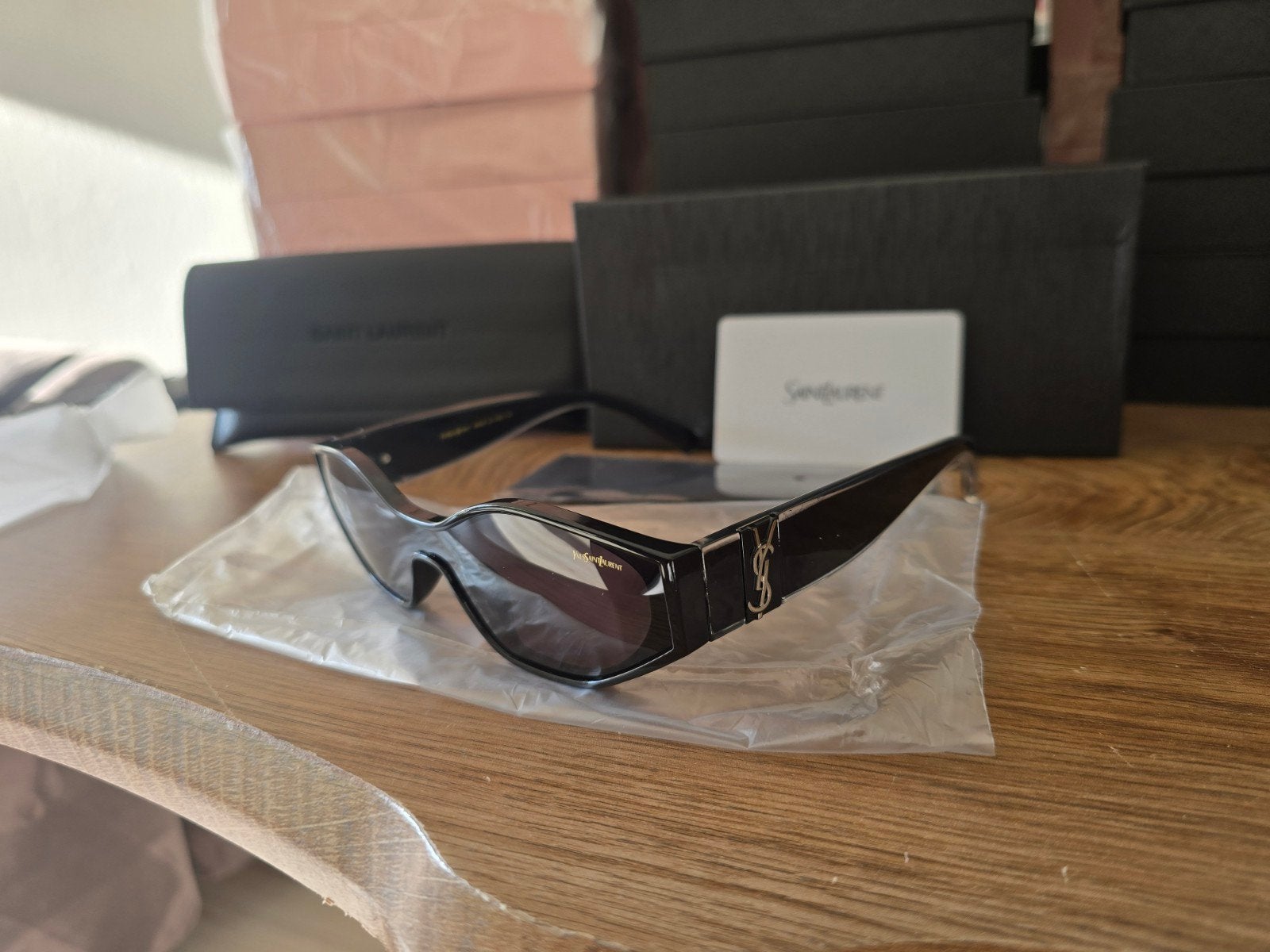 Yves Saint Laurent zonnebril, Ophalen of Verzenden