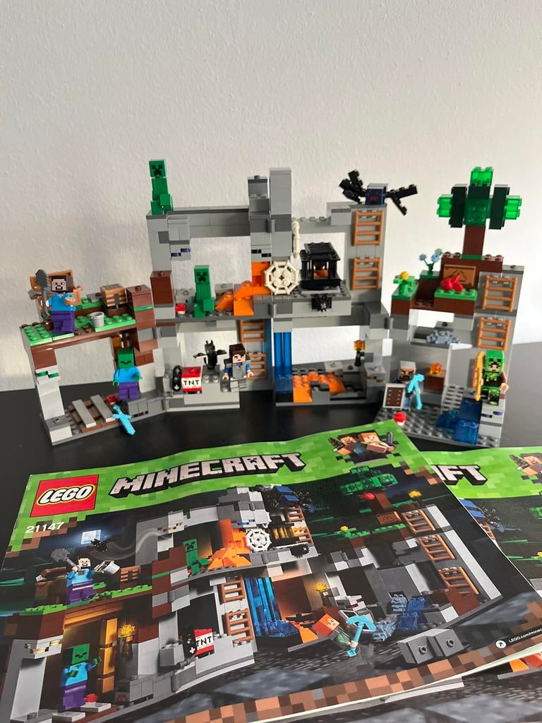 LEGO Minecraft De Eerste Avontuur Set 21147, Minecraft, Lego, Ophalen of Verzenden, Zo goed als nieuw