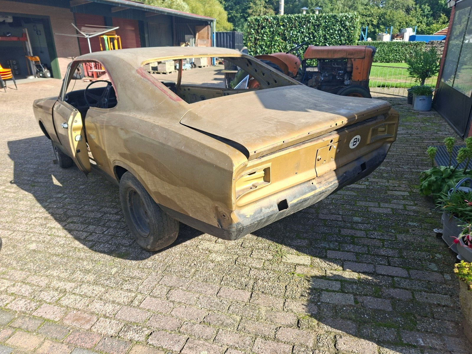 2x opel rekord c coupe commodore a coupe oldtimer, foto 5