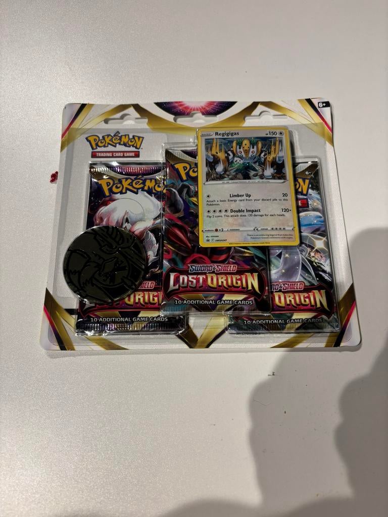 Pokemon Lost Origin 3-Pack blister Regigigas sealed / Nieuw, Ophalen of Verzenden, Nieuw, Booster, Foil