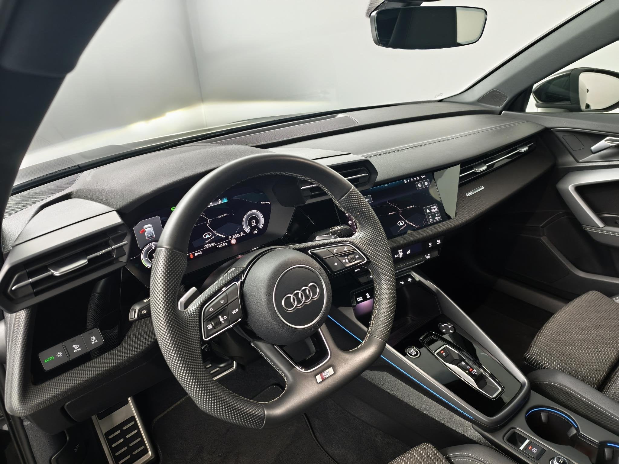 Foto 26 van Audi A3 40 TFSI e S edition | Camera | Matrix LED | Adaptiev