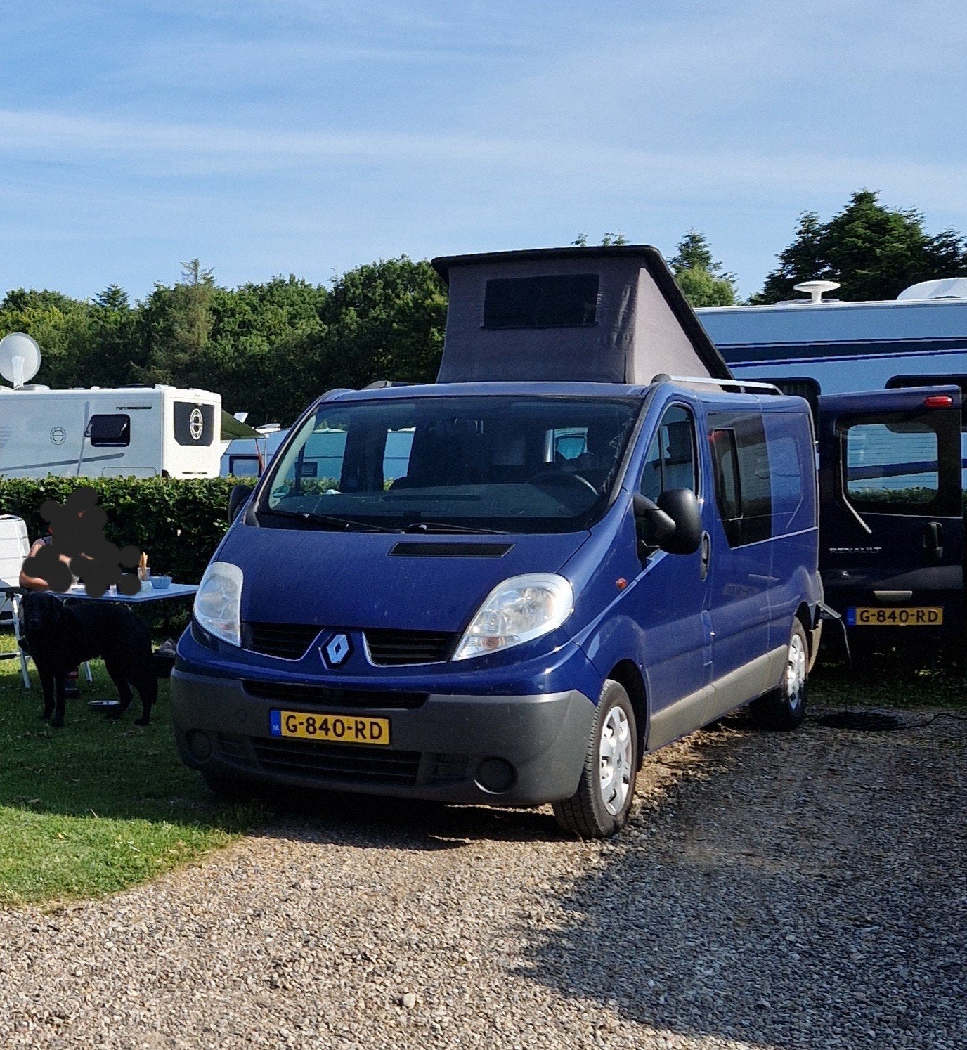 Renault Trafic T29 L2/H1 camper. 2008 181.500km, Caravans en Kamperen, Campers, Buscamper of Camperbus, Tot en met 2, Particulier