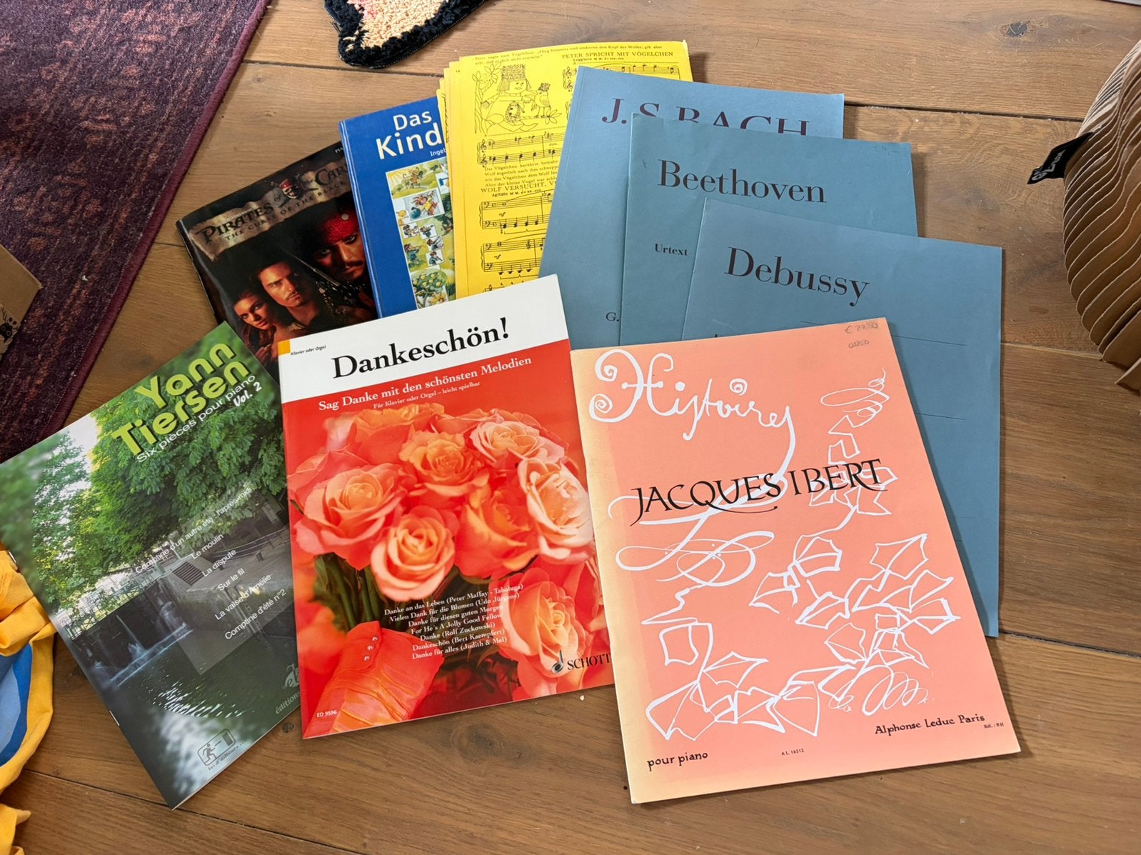 Several piano sheets, Ophalen, Zo goed als nieuw