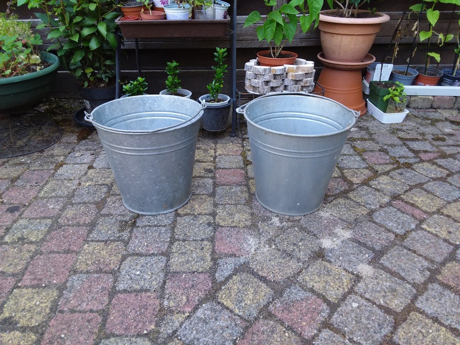 Zinken emmers, Ophalen, Rond, Binnen, Minder dan 30 cm