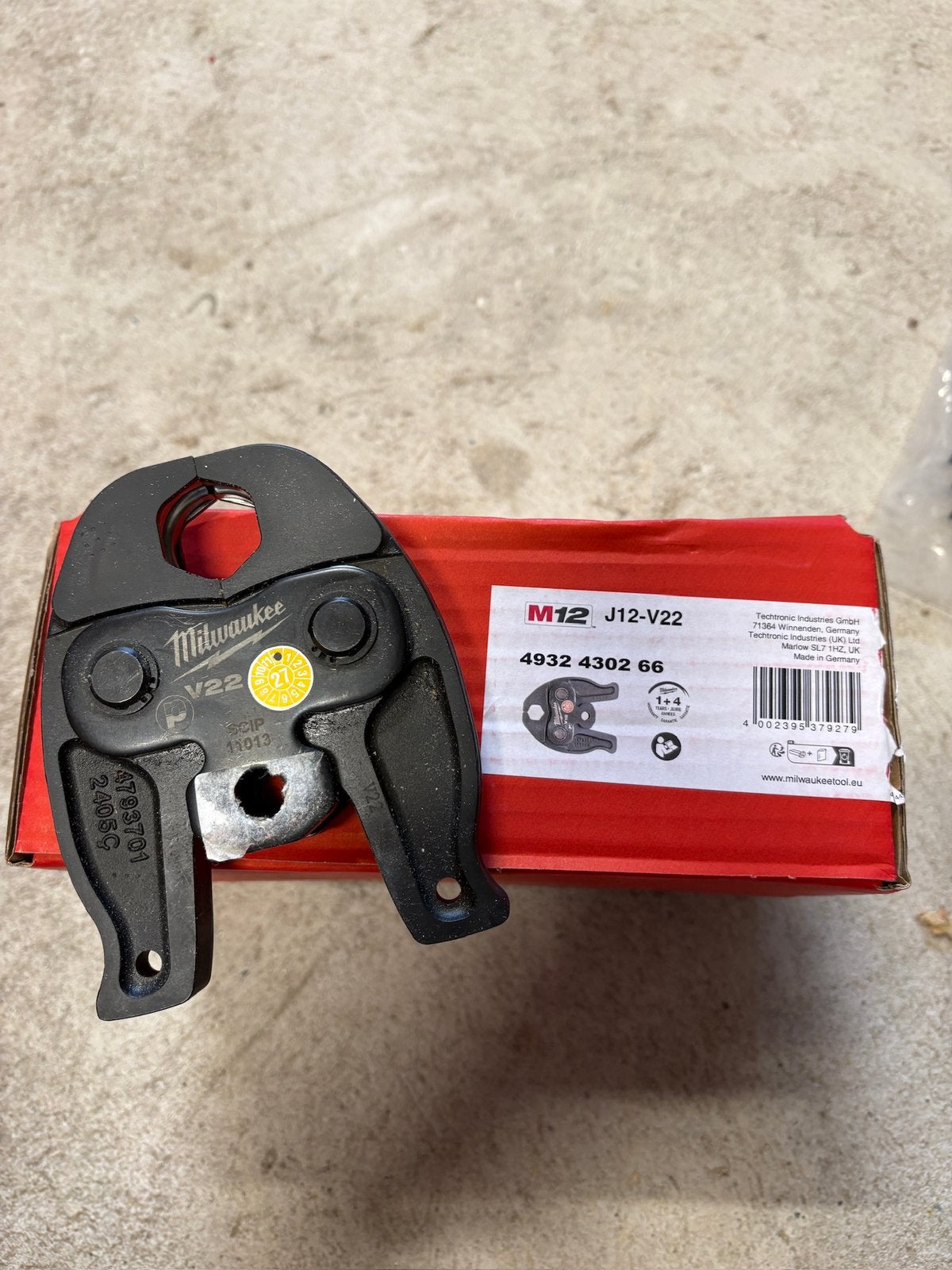 Milwaukee M12 V22 persbek, Ophalen of Verzenden, Nieuw